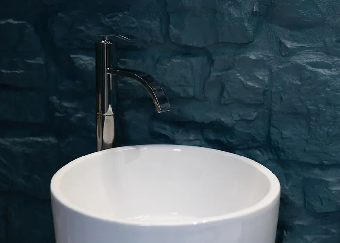 Ad Calcem Antiche Dimore Lagodentro Guest house 3*